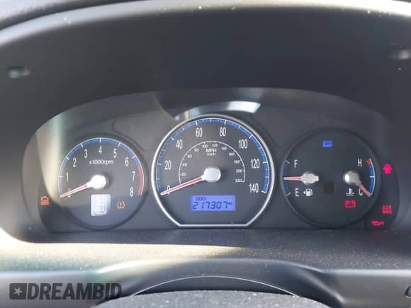 2007 Hyundai Santa Fe GLS с VIN 5NMSG13D17H051347, выставлен на аукционе IAAI как лот 43202148 с пробегом 217 307 миль миль и . История ставок и продаж доступна на DreamBid. Изображение 7.