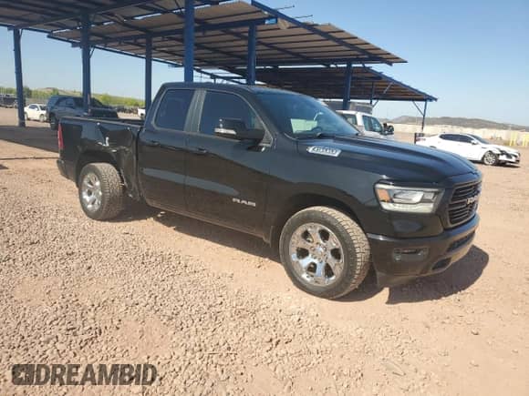 2019 Ram 1500 Big Horn z VIN 1C6RREBT7KN522817, wystawiony jako Copart lot #61088185 z przebiegiem 49 431 mil mil oraz Szkoda całkowita • Salvage title. Historia ofert i sprzedaży dostępna na DreamBid. Obrazek 4.