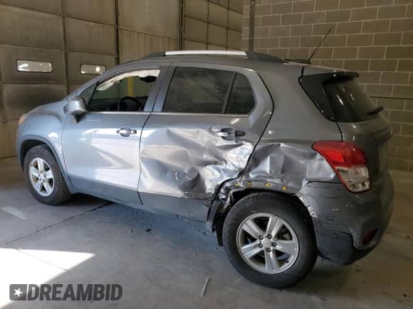 2019 Chevrolet Trax LT с VIN KL7CJPSB5KB765291, выставлен на аукционе Copart как лот 84942055 с пробегом 43 100 миль миль и Списание • Salvage title. История ставок и продаж доступна на DreamBid. Изображение 2.