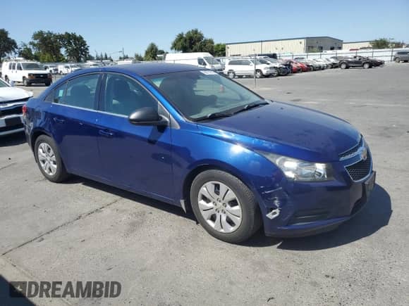 2012 Chevrolet Cruze LS z VIN 1G1PC5SH2C7342740, wystawiony jako Copart lot #66771615 z przebiegiem 95 611 mil mil oraz Czysty tytuł • Clean title. Historia ofert i sprzedaży dostępna na DreamBid. Obrazek 4.