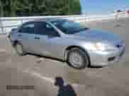 2007 Honda Accord VP с VIN 1HGCM56197A130895, выставлен на аукционе Copart как лот 82130185 с пробегом 192 305 миль миль и Списание • Salvage title. История ставок и продаж доступна на DreamBid. Изображение 4.