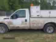 2011 Ford F-250 XL z VIN 1FTBF2A63BEB21696, wystawiony jako IAAI lot #42118911 z przebiegiem 212 721 mil mil oraz . Historia ofert i sprzedaży dostępna na DreamBid. Obrazek 14.