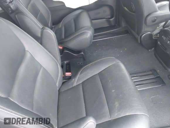 2020 Toyota Sienna SE z VIN 5TDXZ3DCXLS050058, wystawiony jako IAAI lot #41538623 z przebiegiem 120 245 mil mil oraz . Historia ofert i sprzedaży dostępna na DreamBid. Obrazek 8.