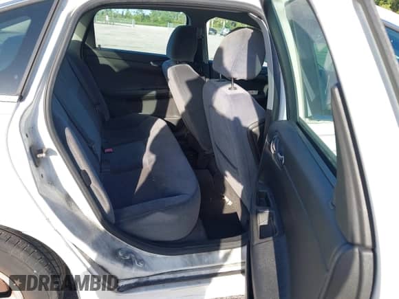 2009 Chevrolet Impala LT with VIN 2G1WT57K791257558, listed as a IAAI auction lot 43475709 with 242,316 mi miles and . Bid and sale history available at DreamBid. Image 8.