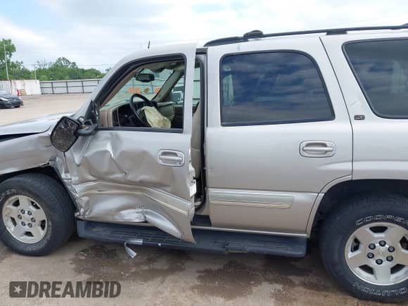 2004 Chevrolet Tahoe LT с VIN 1GNEC13Z54R261632, выставлен на аукционе IAAI как лот 42407448 с пробегом 147 663 миль миль и . История ставок и продаж доступна на DreamBid. Изображение 15.
