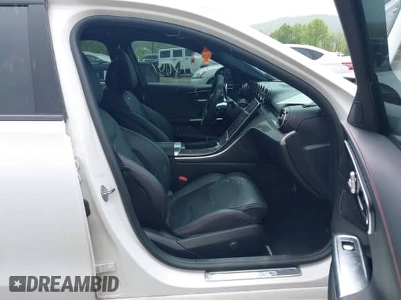 2023 Mercedes-Benz C 43 AMG с VIN W1KAF8HB4PR095973, выставлен на аукционе IAAI как лот 39392007 с пробегом 10 977 миль миль и . История ставок и продаж доступна на DreamBid. Изображение 5.