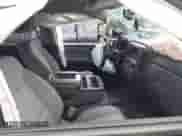 2015 Chevrolet Silverado 2500HD Work Truck z VIN 1GC1KUEG5FF607254, wystawiony jako IAAI lot #42287674 z przebiegiem 105 845 mil mil oraz . Historia ofert i sprzedaży dostępna na DreamBid. Obrazek 5.