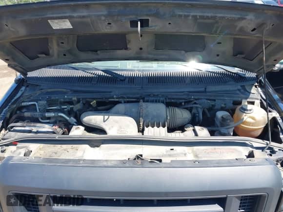 2011 Ford Econoline Cargo Commercial с VIN 1FTNE2EW0BDB11062, выставлен на аукционе IAAI как лот 43064698 с пробегом 260 192 миль миль и . История ставок и продаж доступна на DreamBid. Изображение 10.