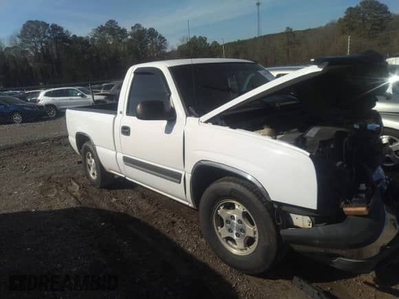 2004 Chevrolet Silverado 1500 LS с VIN 1GCEC14TX4Z161478, выставлен на аукционе IAAI как лот 38697692 с пробегом Не указан миль и . История ставок и продаж доступна на DreamBid. Изображение 15.