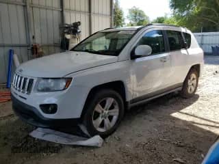 2014 Jeep Compass Latitude с VIN 1C4NJCEB9ED826084, выставлен на аукционе Copart как лот 72266434 с пробегом 103 718 миль миль и Списание • Salvage title. История ставок и продаж доступна на DreamBid. Изображение 1.