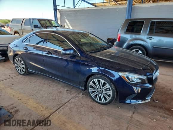 2018 Mercedes-Benz CLA 250 с VIN WDDSJ4EB0JN535928, выставлен на аукционе Copart как лот 85283405 с пробегом 27 901 миль миль и Списание • Salvage title. История ставок и продаж доступна на DreamBid. Изображение 4.