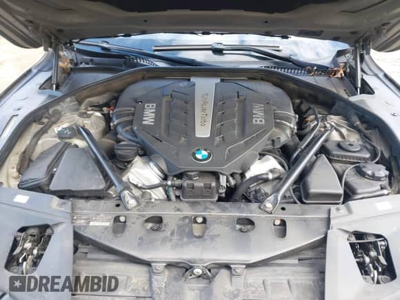 2012 BMW 7 Series 750Li xDrive with VIN WBAKC8C58CC437220, listed as a IAAI auction lot 41889602 with 119,601 mi miles and . Bid and sale history available at DreamBid. Image 10.