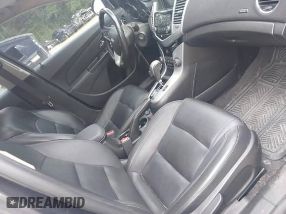 2014 Chevrolet Cruze 2LT с VIN 1G1PE5SB0E7332992, выставлен на аукционе IAAI как лот 42615209 с пробегом 83 900 миль миль и . История ставок и продаж доступна на DreamBid. Изображение 5.