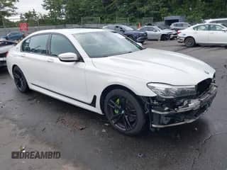 2017 BMW 7 Series 740e xDrive с VIN WBA7J2C30HG497919, выставлен на аукционе IAAI как лот 42717924 с пробегом 123 946 миль миль и . История ставок и продаж доступна на DreamBid. Изображение 1.