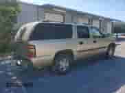 2005 Chevrolet Suburban LS z VIN 1GNEC16Z05J146304, wystawiony jako Copart lot #55259115 z przebiegiem 480 248 mil mil oraz Szkoda całkowita • Salvage title. Historia ofert i sprzedaży dostępna na DreamBid. Obrazek 3.