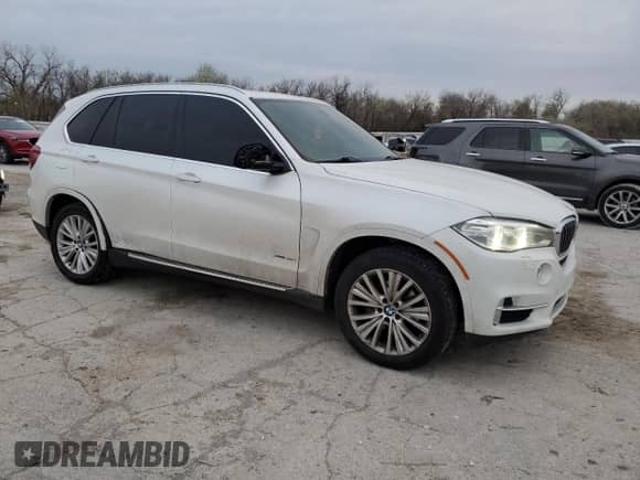 2017 BMW X5 xDrive35i с VIN 5UXKR0C39H0V80119, выставлен на аукционе Copart как лот 49932415 с пробегом 148 118 миль миль и Списание • Salvage title. История ставок и продаж доступна на DreamBid. Изображение 4.