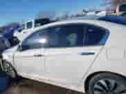 2014 Honda Accord Touring z VIN 1HGCR6F7XEA003663, wystawiony jako IAAI lot #41327750 z przebiegiem 162 513 mil mil oraz . Historia ofert i sprzedaży dostępna na DreamBid. Obrazek 17.