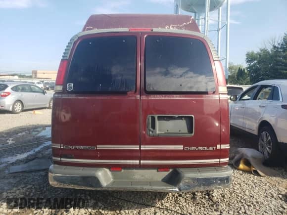 1999 Chevrolet Express с VIN 1GBFG15R1X1014078, выставлен на аукционе Copart как лот 68890974 с пробегом 199 380 миль миль и Списание • Salvage title. История ставок и продаж доступна на DreamBid. Изображение 6.