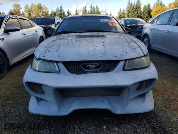 2000 Ford Mustang z VIN 1FAFP4045YF230261, wystawiony jako Copart lot #86141975 z przebiegiem Nie podano mil oraz Czysty tytuł • Clean title. Historia ofert i sprzedaży dostępna na DreamBid. Obrazek 5.