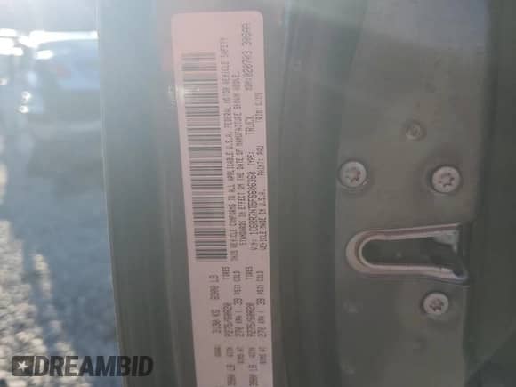 2015 Ram 1500 Laramie z VIN 1C6RR7NT5FS606360, wystawiony jako Copart lot #70558325 z przebiegiem 155 346 mil mil oraz Szkoda całkowita • Salvage title. Historia ofert i sprzedaży dostępna na DreamBid. Obrazek 12.