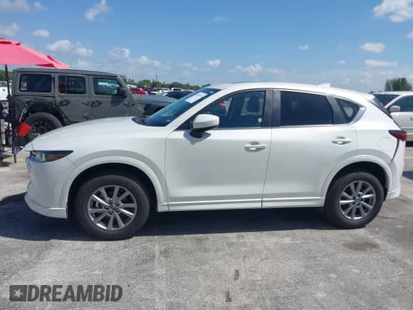 2025 Mazda CX-5 S Preferred with VIN JM3KFBCL1S0672099, listed as a IAAI auction lot 43103379 with 3,280 mi miles and . Bid and sale history available at DreamBid. Image 15.