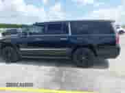 2015 Cadillac Escalade ESV Premium z VIN 1GYS4TKJ9FR674716, wystawiony jako IAAI lot #42356363 z przebiegiem 188 310 mil mil oraz . Historia ofert i sprzedaży dostępna na DreamBid. Obrazek 14.