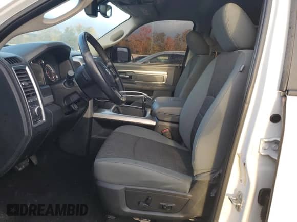 2020 Ram 1500 SLT с VIN 3C6RR7LT1LG182178, выставлен на аукционе Copart как лот 90028515 с пробегом 155 835 миль миль и На запчасти • Non repairable. История ставок и продаж доступна на DreamBid. Изображение 7.