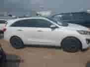 2016 Kia Sorento SXL with VIN 5XYPK4A55GG042811, listed as a IAAI auction lot 42270230 with 149,684 mi miles and . Bid and sale history available at DreamBid. Image 14.