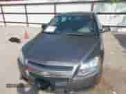 2010 Chevrolet Malibu 1LS z VIN 1G1ZB5EB8A4140602, wystawiony jako IAAI lot #43513094 z przebiegiem 98 957 mil mil oraz . Historia ofert i sprzedaży dostępna na DreamBid. Obrazek 6.