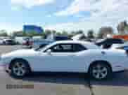 2019 Dodge Challenger SXT с VIN 2C3CDZAG1KH551333, выставлен на аукционе IAAI как лот 43243129 с пробегом 67 405 миль миль и . История ставок и продаж доступна на DreamBid. Изображение 14.