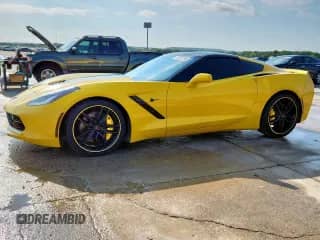 2015 Chevrolet Corvette Z51 2LT с VIN 1G1YK2D74F5113762, выставлен на аукционе Copart как лот 60892295 с пробегом 62 563 миль миль и Чистый • Clean title. История ставок и продаж доступна на DreamBid. Изображение 1.