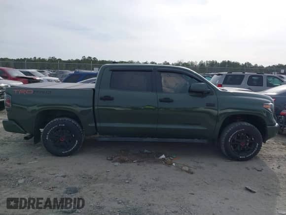 2020 Toyota Tundra SR5 z VIN 5TFDY5F15LX916448, wystawiony jako IAAI lot #41707119 z przebiegiem 59 397 mil mil oraz . Historia ofert i sprzedaży dostępna na DreamBid. Obrazek 13.