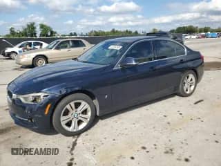 2017 BMW 3 Series 330e с VIN WBA8E1C39HA158629, выставлен на аукционе Copart как лот 87268385 с пробегом 120 906 миль миль и Чистый • Clean title. История ставок и продаж доступна на DreamBid. Изображение 1.