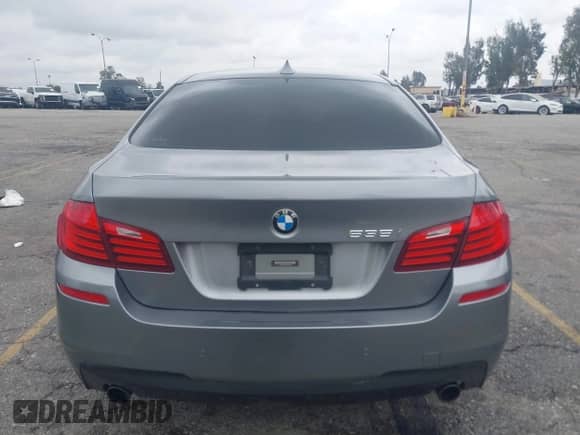 2015 BMW 5 Series 535i с VIN WBA5B1C55FG127630, выставлен на аукционе IAAI как лот 42066209 с пробегом 144 188 миль миль и . История ставок и продаж доступна на DreamBid. Изображение 16.