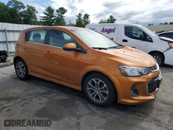 2017 Chevrolet Sonic LT с VIN 1G1JD6SB5H4131612, выставлен на аукционе Copart как лот 64371225 с пробегом 46 607 миль миль и Списание • Salvage title. История ставок и продаж доступна на DreamBid. Изображение 4.