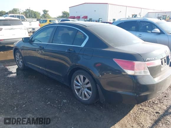 2011 Honda Accord EX с VIN 1HGCP2F73BA077128, выставлен на аукционе IAAI как лот 42905909 с пробегом 207 273 миль миль и . История ставок и продаж доступна на DreamBid. Изображение 3.