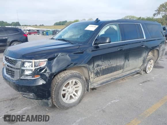 2017 Chevrolet Suburban LT с VIN 1GNSKHKCXHR238493, выставлен на аукционе IAAI как лот 43295208 с пробегом 144 884 миль миль и . История ставок и продаж доступна на DreamBid. Изображение 17.