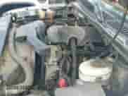 2003 Chevrolet Suburban LT с VIN 3GNEC16Z93G207003, выставлен на аукционе IAAI как лот 43206788 с пробегом 372 611 миль миль и . История ставок и продаж доступна на DreamBid. Изображение 15.