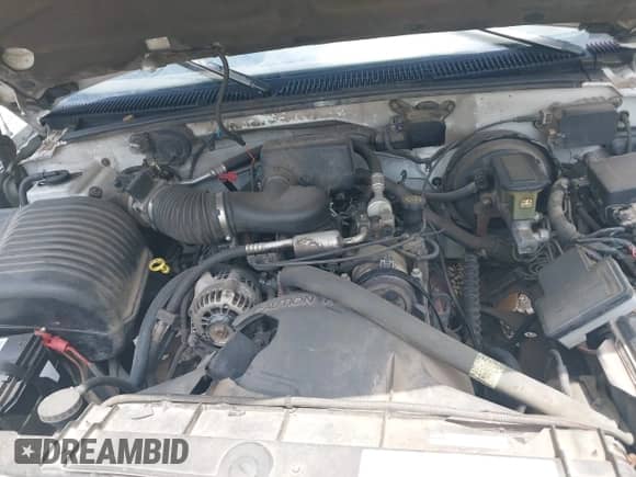 1996 GMC Sierra 1500 with VIN 2GTEC19W6T1541556, listed as a IAAI auction lot 42293418 with 232,983 mi miles and . Bid and sale history available at DreamBid. Image 10.
