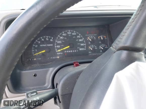 1998 Chevrolet Silverado 1500 z VIN 2GCEC19M2W1251821, wystawiony jako IAAI lot #42166116 z przebiegiem 215 094 mil mil oraz . Historia ofert i sprzedaży dostępna na DreamBid. Obrazek 7.