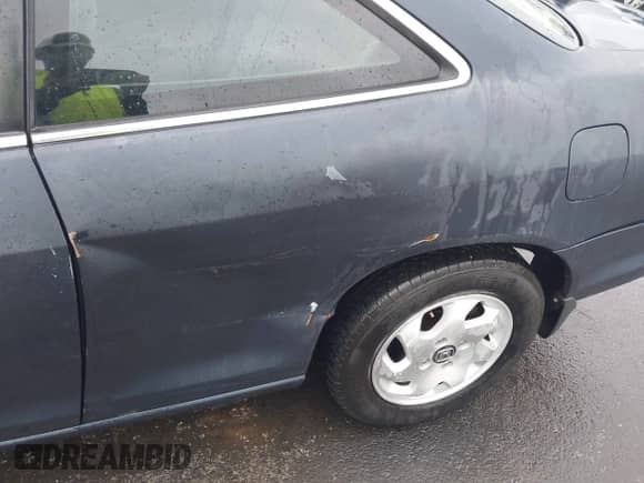 2000 Honda Accord EX with VIN 1HGCG3257YA006422, listed as a IAAI auction lot 43382857 with Not provided miles and . Bid and sale history available at DreamBid. Image 6.