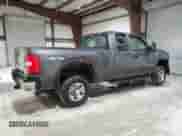 2010 Chevrolet Silverado 2500HD Work Truck z VIN 1GC5KVBG4AZ183052, wystawiony jako Copart lot #73705114 z przebiegiem 230 989 mil mil oraz Szkoda całkowita • Salvage title. Historia ofert i sprzedaży dostępna na DreamBid. Obrazek 3.