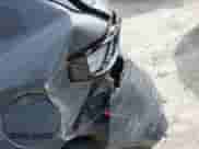 2020 Hyundai Venue SE z VIN KMHRB8A31LU014300, wystawiony jako IAAI lot #43219627 z przebiegiem 85 745 mil mil oraz . Historia ofert i sprzedaży dostępna na DreamBid. Obrazek 6.