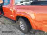 2017 Toyota Tacoma SR5 с VIN 3TMCZ5AN2HM095437, выставлен на аукционе IAAI как лот 43326515 с пробегом 147 431 миль миль и . История ставок и продаж доступна на DreamBid. Изображение 19.