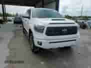 2021 Toyota Tundra SR5 с VIN 5TFDY5F10MX996422, выставлен на аукционе Copart как лот 70688195 с пробегом 58 745 миль миль и Списание • Salvage title. История ставок и продаж доступна на DreamBid. Изображение 14.