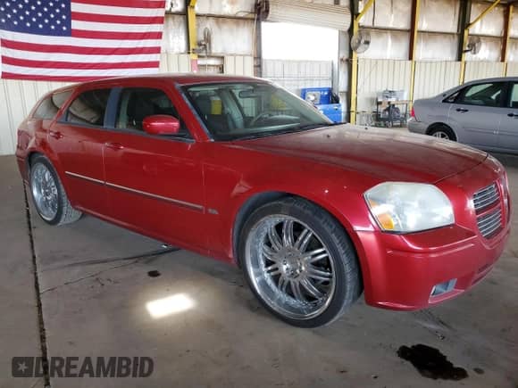 2006 Dodge Magnum z VIN 2D4FV47V96H442996, wystawiony jako Copart lot #53366415 z przebiegiem 201 514 mil mil oraz Szkoda całkowita • Salvage title. Historia ofert i sprzedaży dostępna na DreamBid. Obrazek 4.