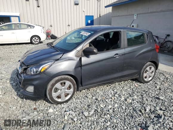 2020 Chevrolet Spark LS с VIN KL8CB6SA0LC400264, выставлен на аукционе Copart как лот 83825945 с пробегом 91 095 миль миль и Списание • Salvage title. История ставок и продаж доступна на DreamBid. Изображение 1.
