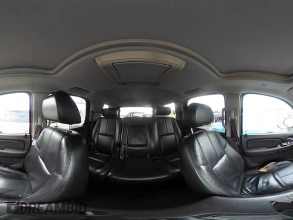 2007 Chevrolet Tahoe LTZ with VIN 1GNFC13J27R106409, listed as a IAAI auction lot 42605179 with 194,111 mi miles and . Bid and sale history available at DreamBid. Image 18.