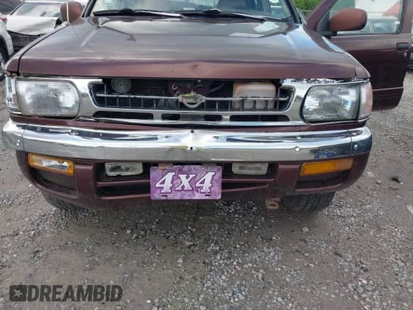 1997 Nissan Pathfinder XE with VIN JN8AR05Y9VW188020, listed as a IAAI auction lot 42298456 with 233,949 mi miles and . Bid and sale history available at DreamBid. Image 13.