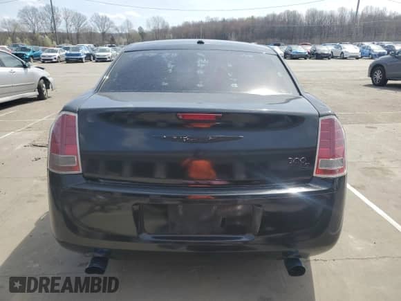 2014 Chrysler 300 S с VIN 2C3CCABT9EH352034, выставлен на аукционе Copart как лот 50960555 с пробегом 163 916 миль миль и Списание • Salvage title. История ставок и продаж доступна на DreamBid. Изображение 6.